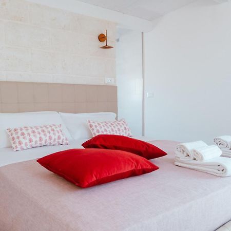 Iconica Luxury Suites 阿尔贝罗贝洛 外观 照片