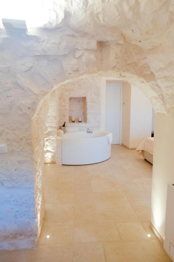Iconica Luxury Suites 阿尔贝罗贝洛 外观 照片